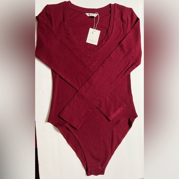 NWT Mango Pop Red V-neck Body Suit Long sleeve Size S - Picture 2 of 5